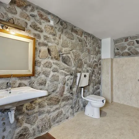 Casa De Louredo Séjour à la ferme *