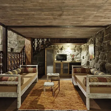 Casa De Louredo Alloggio per agriturismo Paredes (Porto)