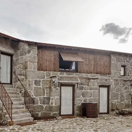 Casa De Louredo Séjour à la ferme