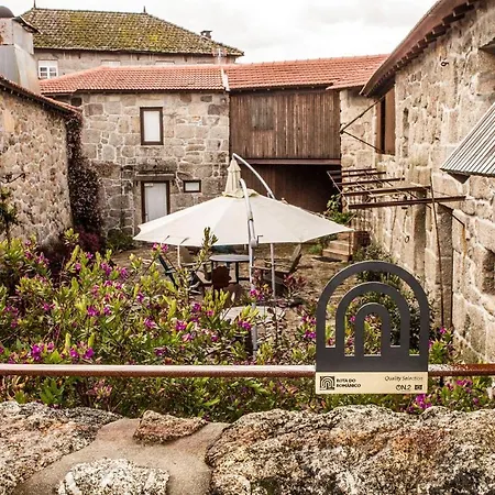 Casa De Louredo Farm stay