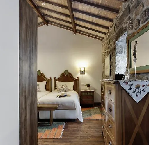 Casa De Louredo Lantgård Paredes (Porto)