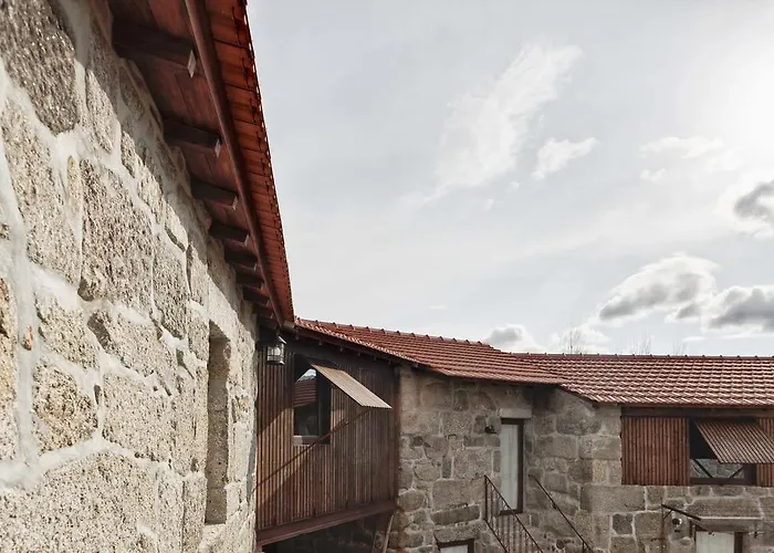 Lantgård Casa De Louredo *